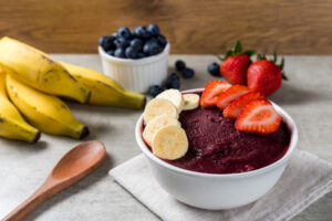 Benefícios do Açaí Com Frutas Para Uma Dieta Balanceada